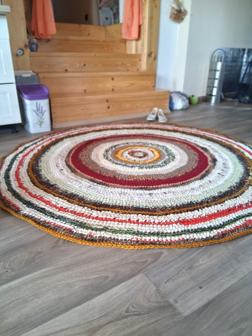 Háčkovaný koberec 170 cm, předložka, kobereček