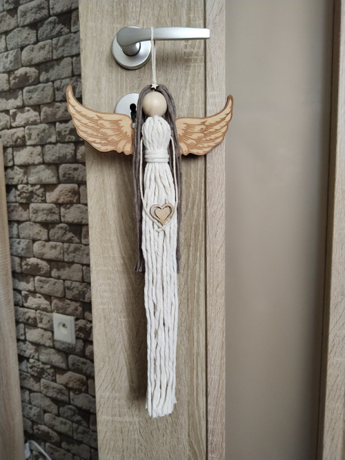 Velká macrame andelka