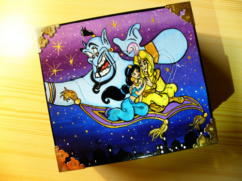 Aladdin - uzavíratelná dřevěná krabička na čaj