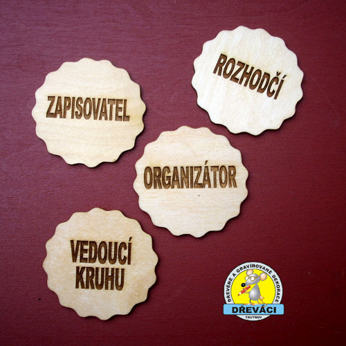 Placky - jmenovky - označení organizátorů