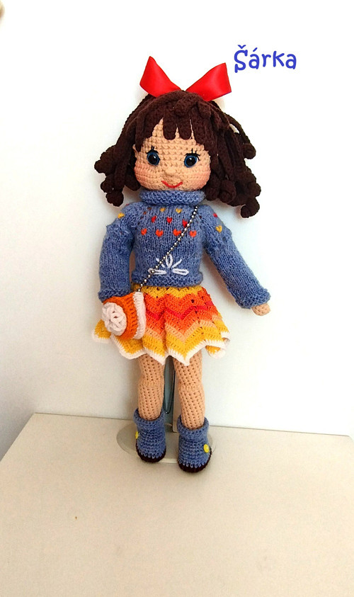 Háčkovaná panenka Šárka - 34 cm — foto 1
