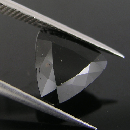 Temně žlutý Turmalín, 4,21ct., 11,7x11,0x6,2 mm
