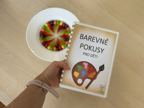 Barevné pokusy pro děti