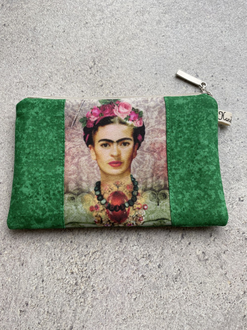 Víceúčelové pouzdro - Frida