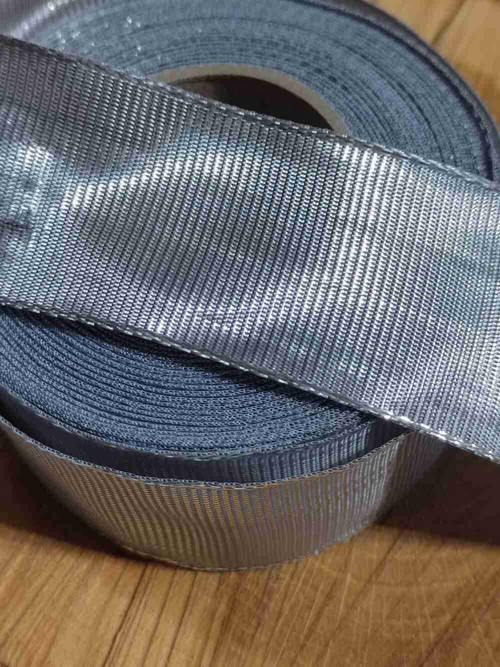 Stuha s drátem šíře 40 mm barva stříbrná