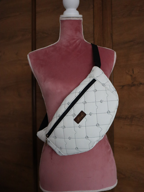Ledvinka - crossbody kabelka - prošívaná ekokůže