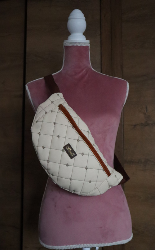 Ledvinka - crossbody kabelka - prošívaná ekokůže
