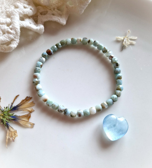 Larimar*fazetované kostičky*náramek*0,4 cm