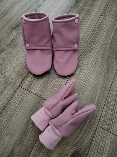Capáčky ze softshellu — foto 1
