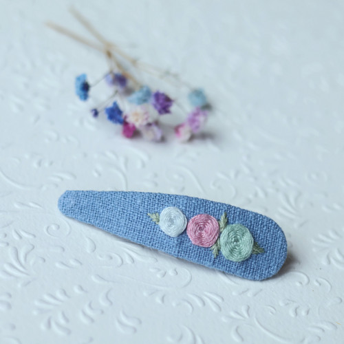 Lněná vyšívaná sponka - Blue