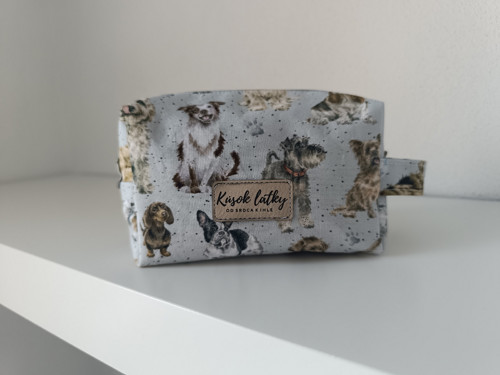 Dopredaj - Kapsička (pouch) Psíci — foto 1