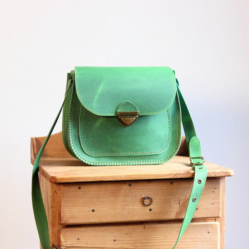 Kožená retro kabelka *Crazy Emerald*