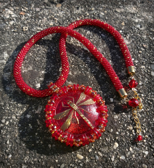 Red and Gold Dragonfly - náhrdelník