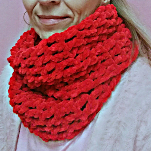 Šála červená sametová