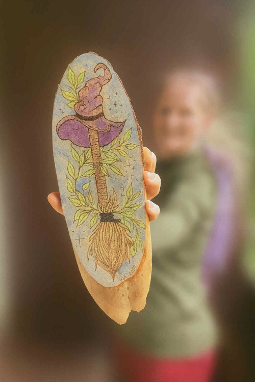 Kouzelný klobouk na březovém dřevě - pyrografie a