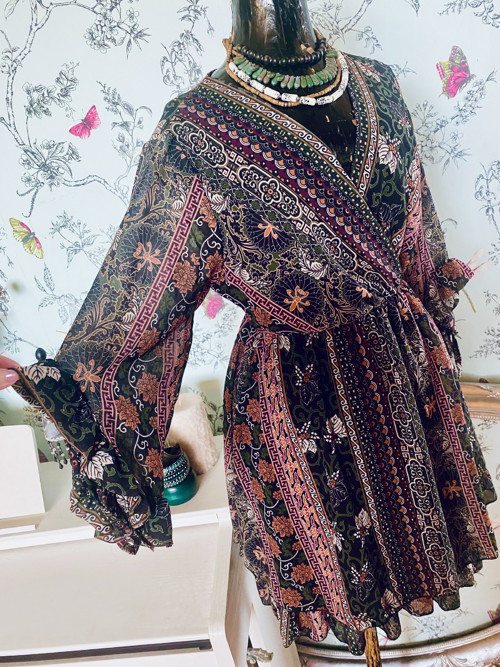 Boho vzory šaty podzimní — foto 1