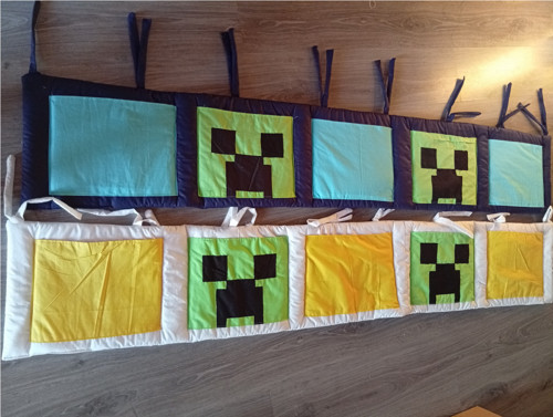 Kapsář / mantinel na zeď "Minecraft modrý"