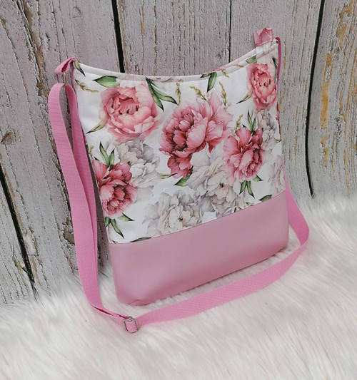 Crossbody (Pivonky na bielom)