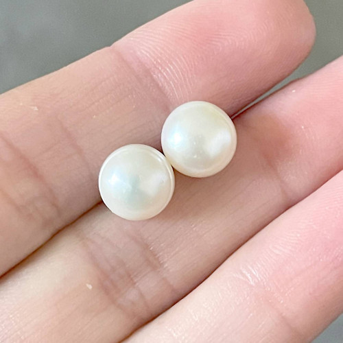 Náušnice se sladkovodními perlami 8-9 mm E055