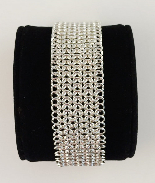 Robustní stříbrný náramek ve stylu Chainmaille