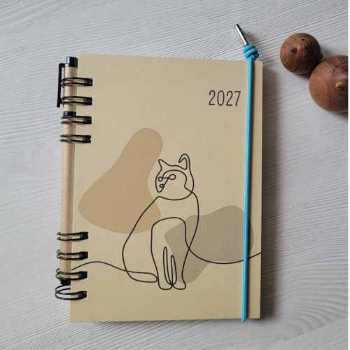 Týdenní diář ve formátu B6 2027 Kočka