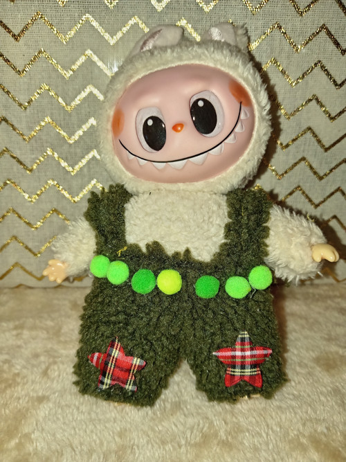 Vánoční kalhoty pro Labubu
