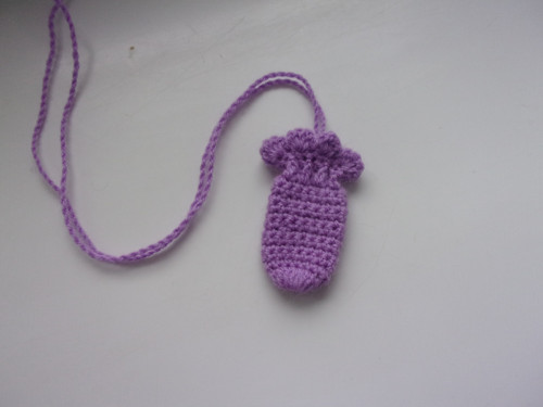 Háčkovaný pytlíček na amulet