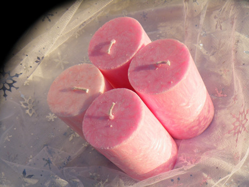 NA ADVENTNÍ VĚNEC 4ks ø5,6 ↑8cm neon růž.B