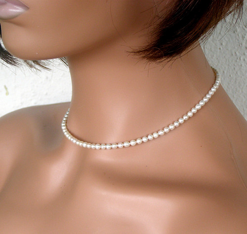 KULATÉ ŘÍČNÍ PERLIČKY 4mm*náhrdelník*choker — foto 1