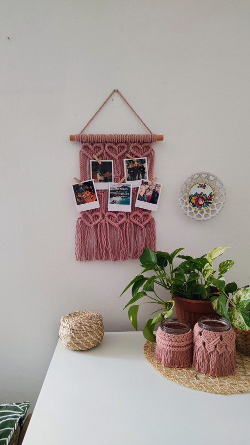 Macramé rámeček / nástěnka na fotky Pink Love