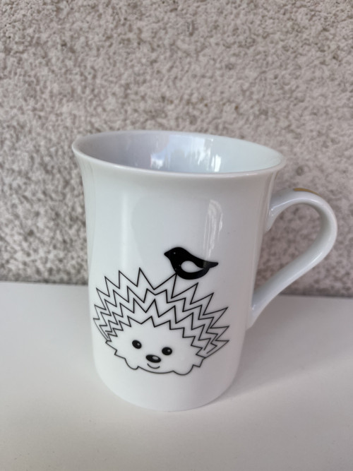 Porcelánový hrnek- Ježci