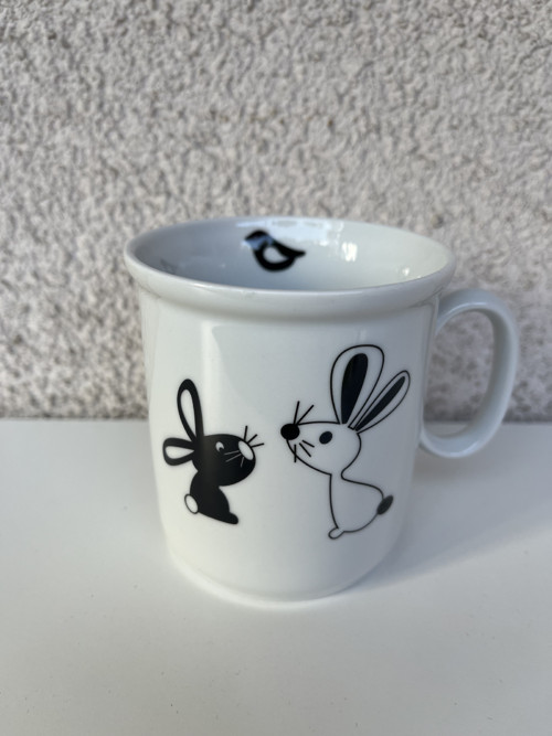 Dětský, porcelánový hrnek - Zajíčci