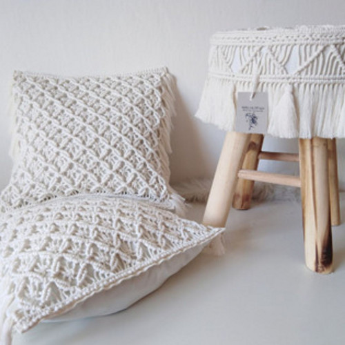 Macramé taburet a 2 povlaky na polštáře BOHO