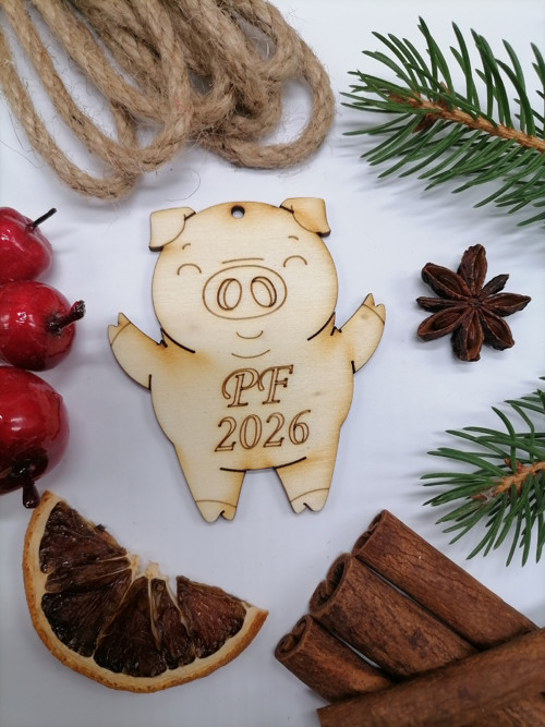 Dřevěná derkorace prasátko PF 2026