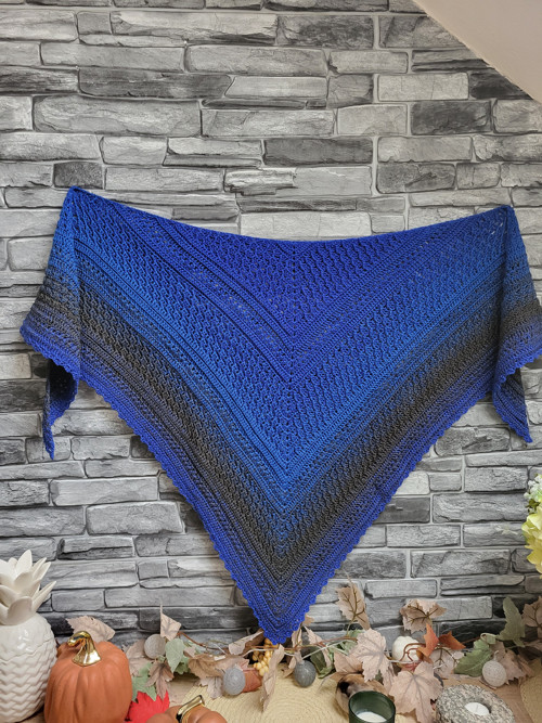 Royal Blue - háčkovaný šátek