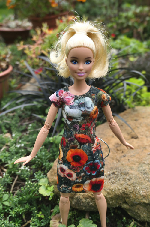 Letní šaty pro Barbie — foto 1
