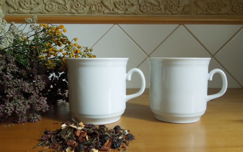 Porcelánový hrnek na čaj i na kávu