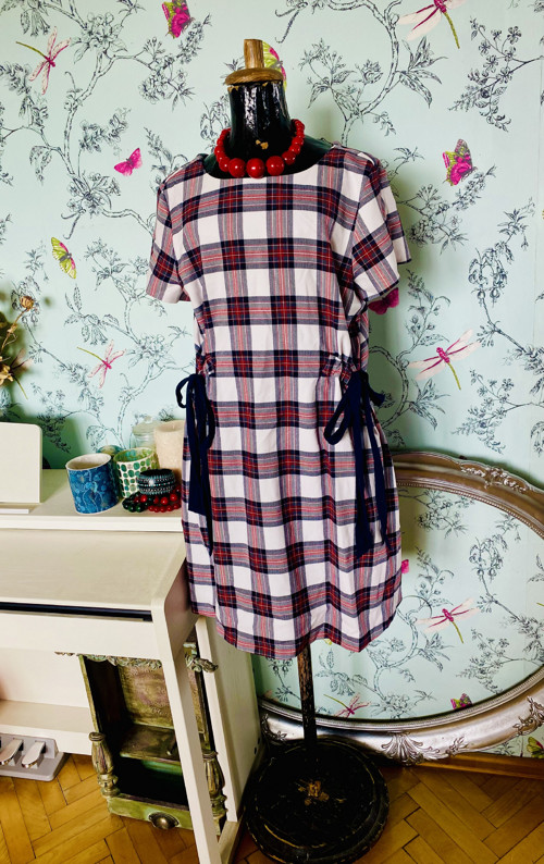 Šaty tartan — foto 1
