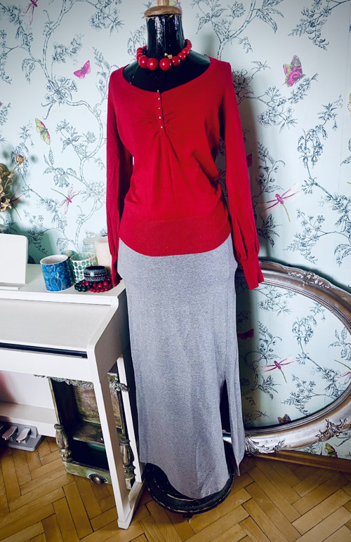 Svetřík BASIC RED — foto 1