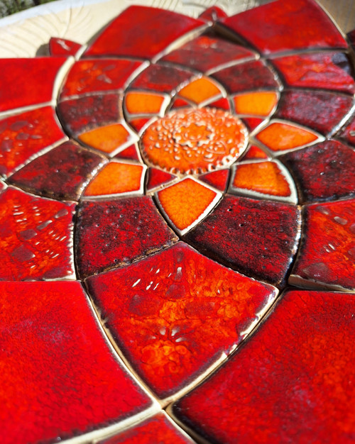 Mandala z keramických komponentů 139