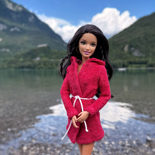 Froté župánek pro Barbie - malin. červený s kapucí