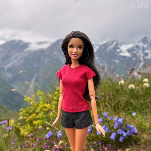 Barbie - tričko malinově červené