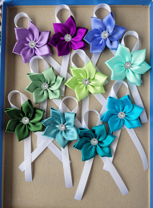 Střední kanzashi - kotiliony - taneční