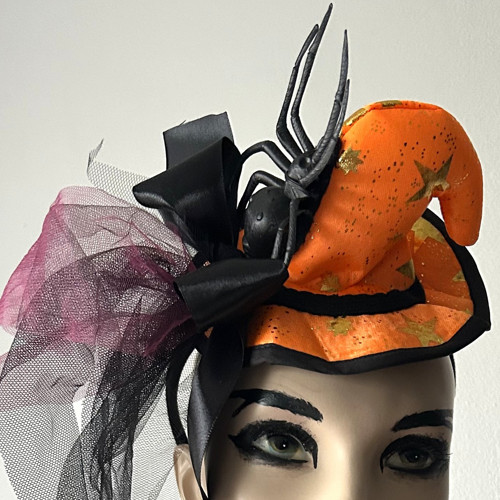 Halloweenský klobouček