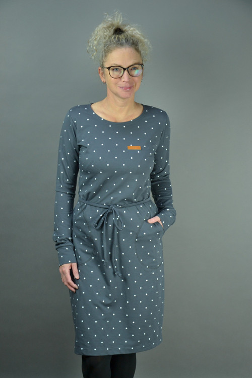 Puntíkované šaty — foto 1