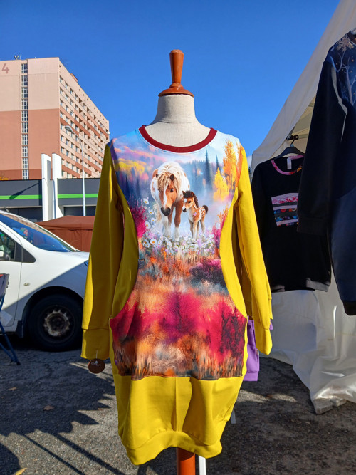 Mikinošaty okr podzimní koníci 38