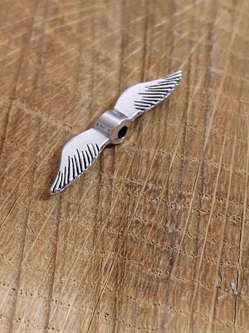 Ozdobný díl křídla 5x24 mm