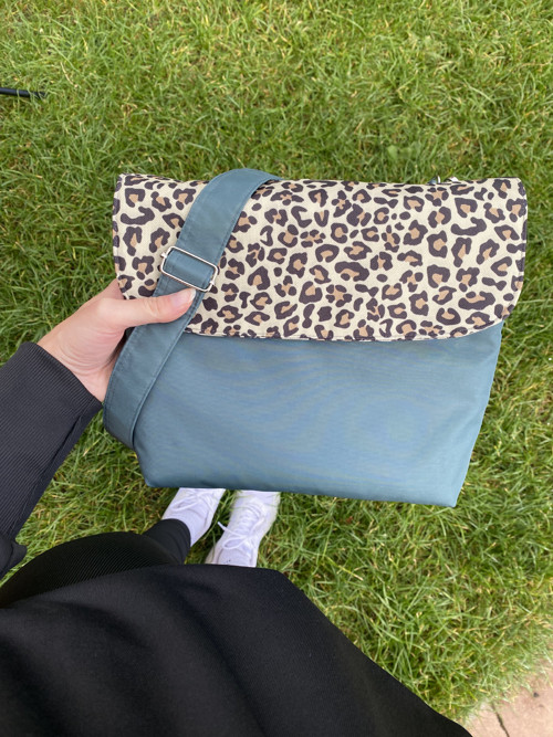 Crossbody kabelka leopard SKLADEM