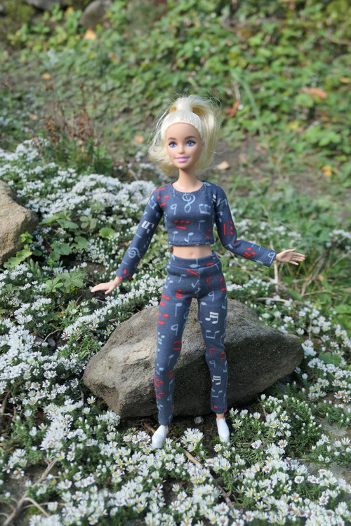 Barbie - legíny — foto 1
