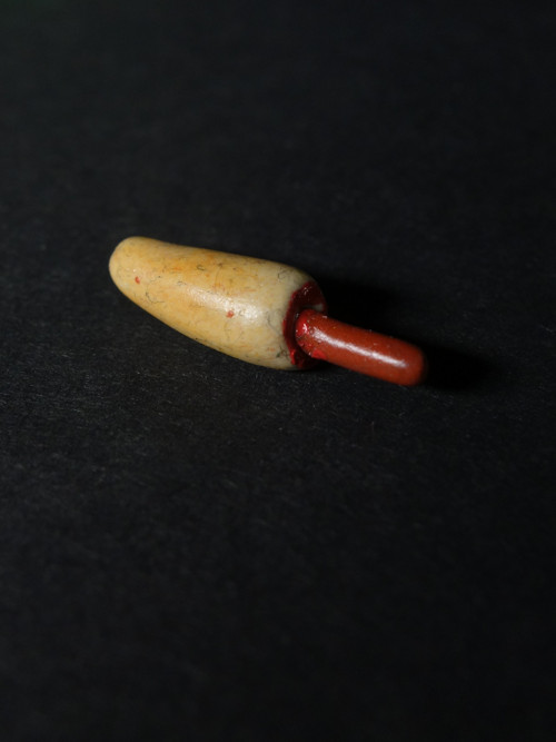 Miniaturní párek v rohlíku